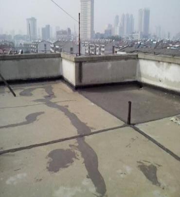 昂仁漏水维修 楼顶漏水是什么原因，楼顶漏水维修方法是什么?